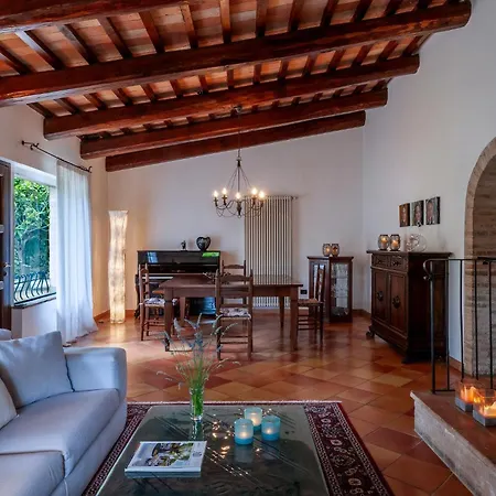 Casale Belvedere Marcheholiday * Monteciccardo